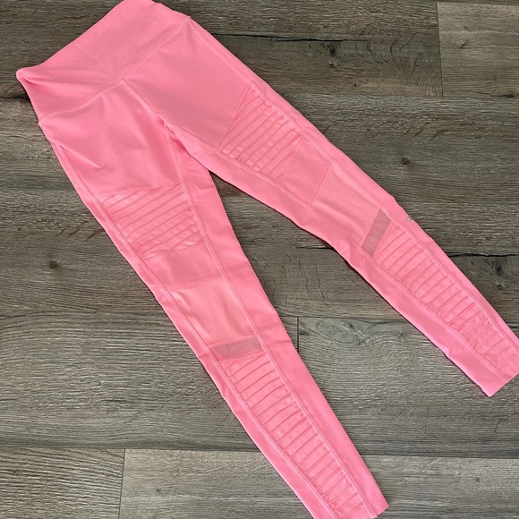 Alo yoga high waist moto leggings - Picture 2 of 4